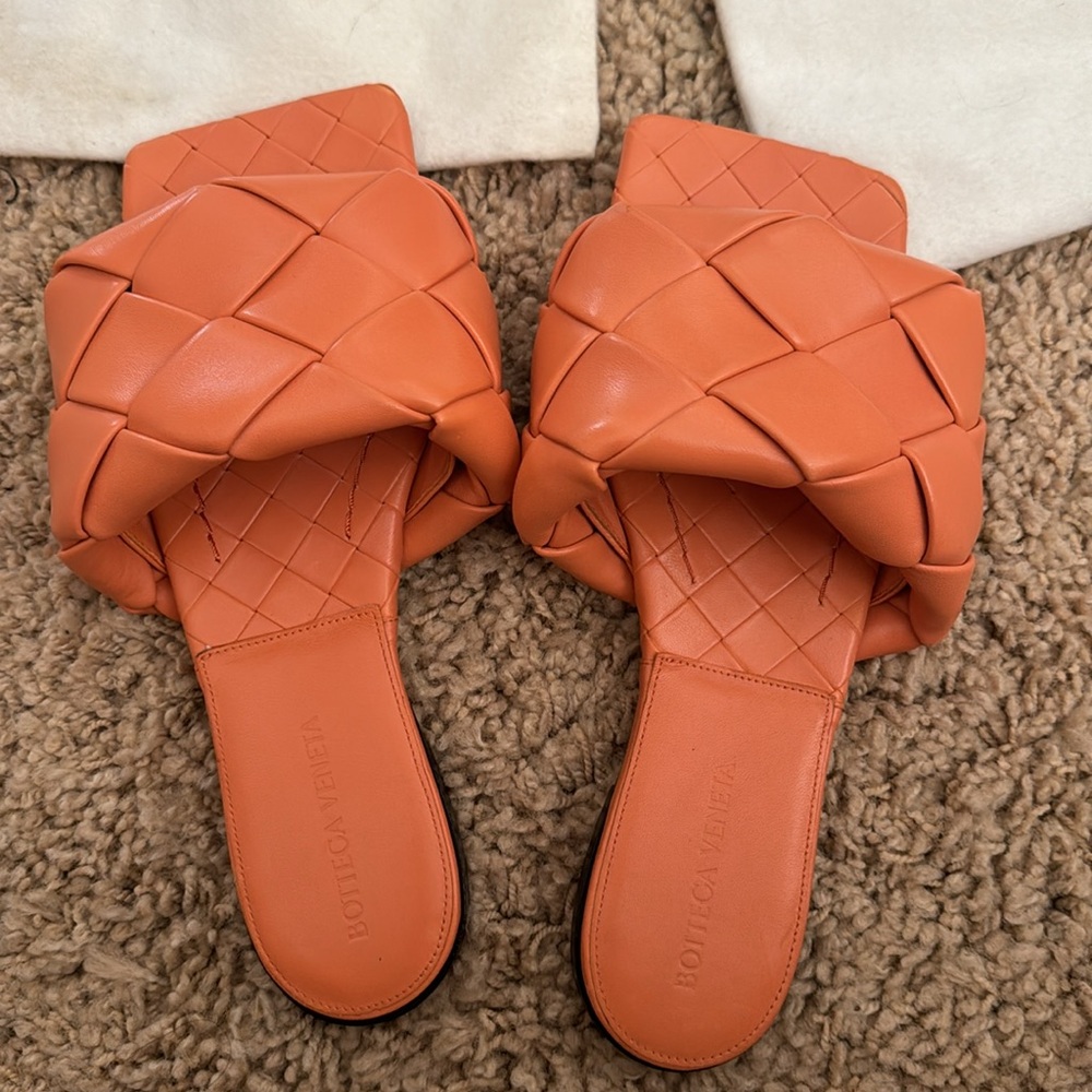 Bottega Veneta sandals size 37